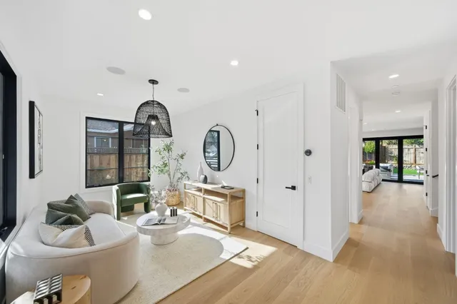 $4,695,000 | 1908 Devereux Drive, Burlingame, CA 94010