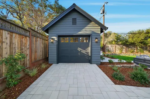 $4,695,000 | 1908 Devereux Drive, Burlingame, CA 94010