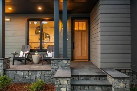 $4,695,000 | 1908 Devereux Drive, Burlingame, CA 94010