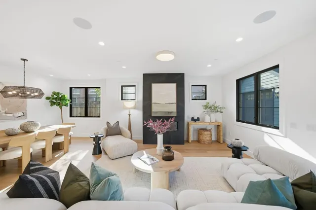 $4,695,000 | 1908 Devereux Drive, Burlingame, CA 94010