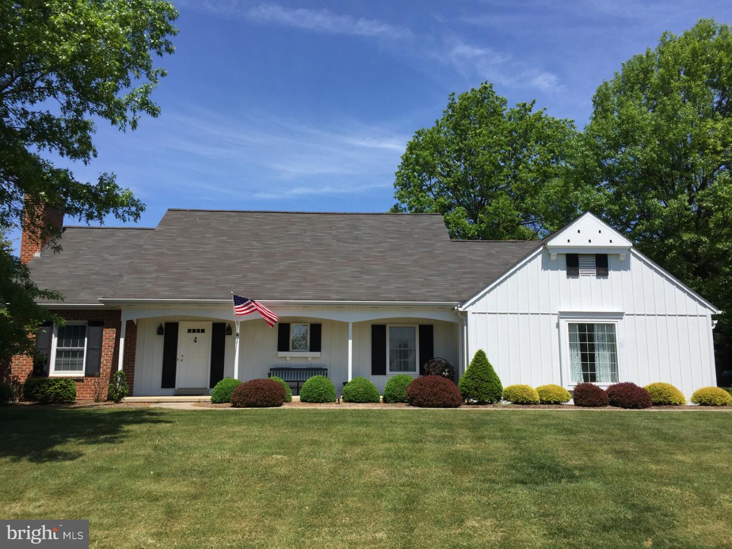 561 Gaul Road Reading, PA 19608 - Photo 1 of 23