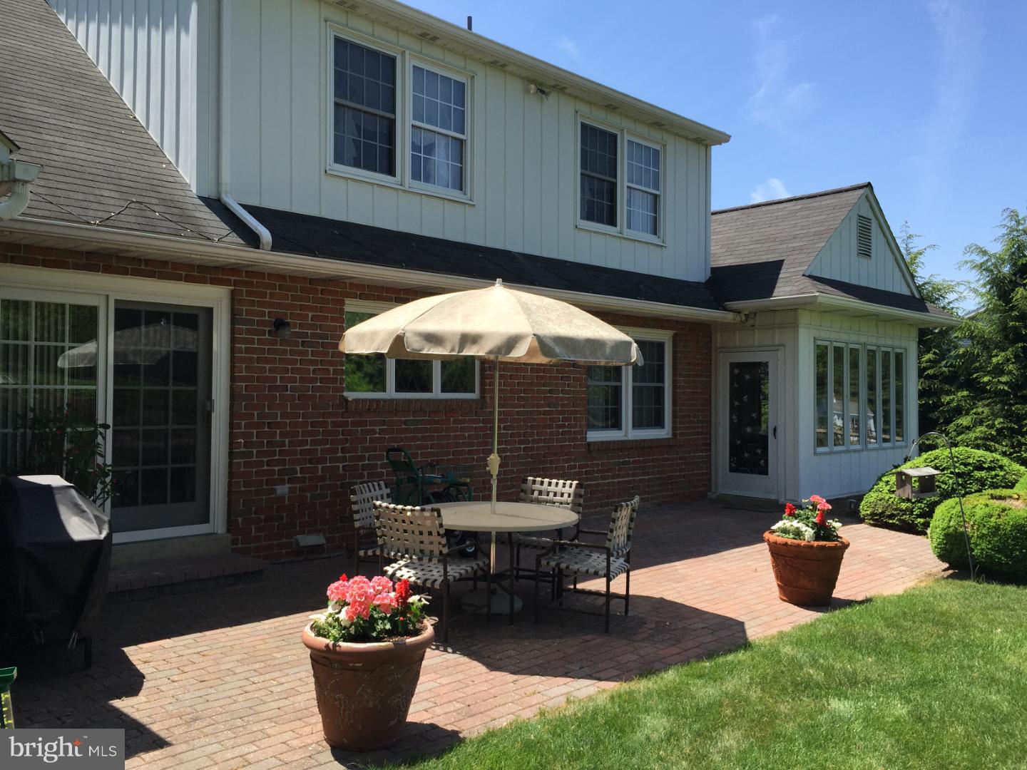 561 Gaul Road Reading, PA 19608 - Photo 8 of 23