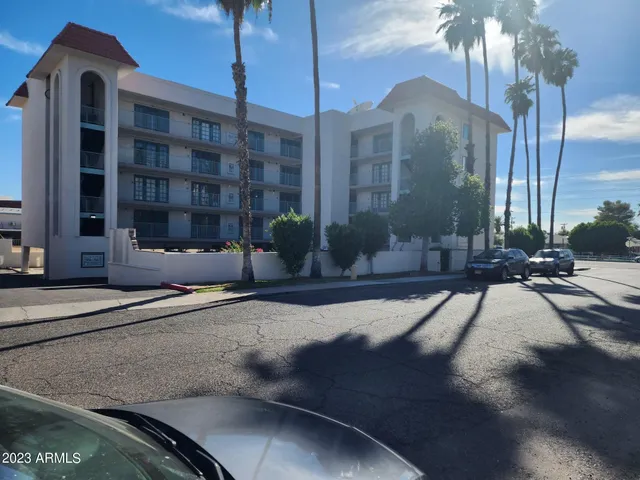 $1,415 | 4301 North 24th Street, Phoenix, AZ 85016