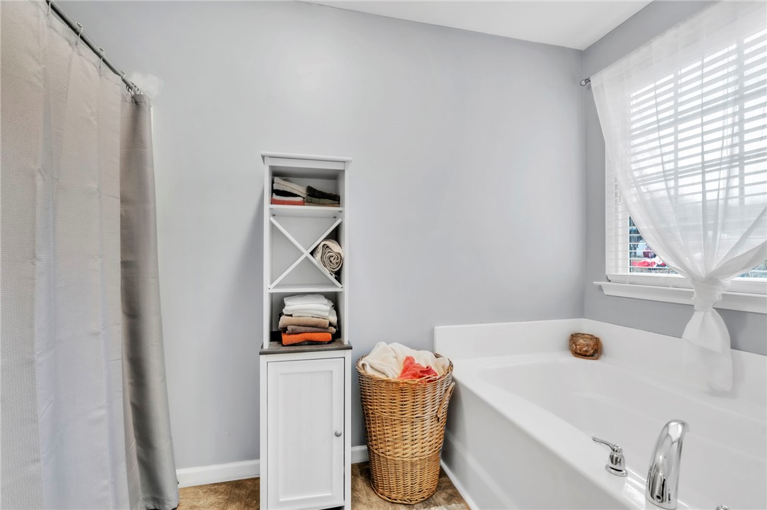208 Fledgling Way Easley, SC 29642 - Photo 15 of 34 Gallery Image 15