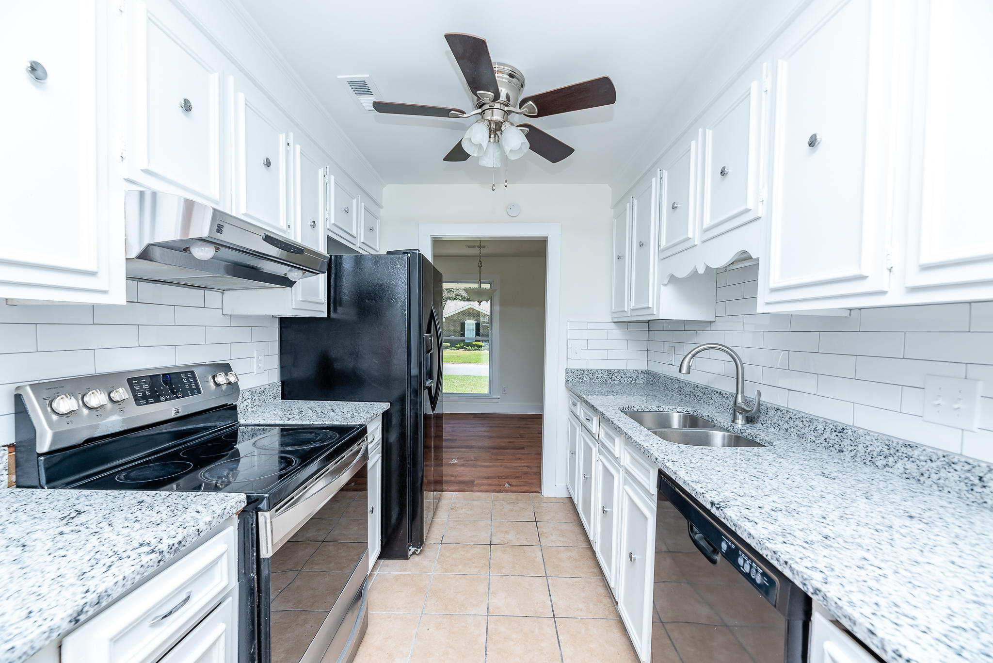 150 Foxborough Road Goose Creek, SC 29445 - Photo 14 of 29 150 Foxborough Road (17 of 34)