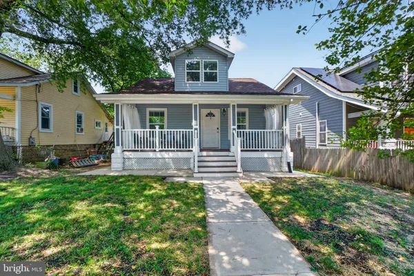 $3,500 | 3615 Eastern Avenue Northeast, Mount Rainier, MD 20712