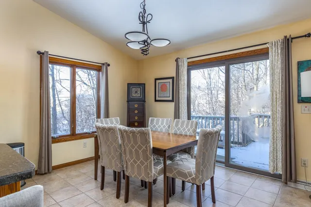 $407,000 | 421 Fawnwood Court, Wrightstown, WI 54180