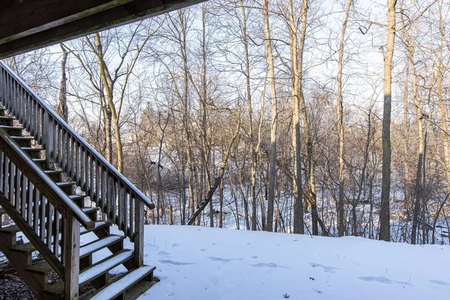 $407,000 | 421 Fawnwood Court, Wrightstown, WI 54180