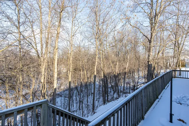 $407,000 | 421 Fawnwood Court, Wrightstown, WI 54180