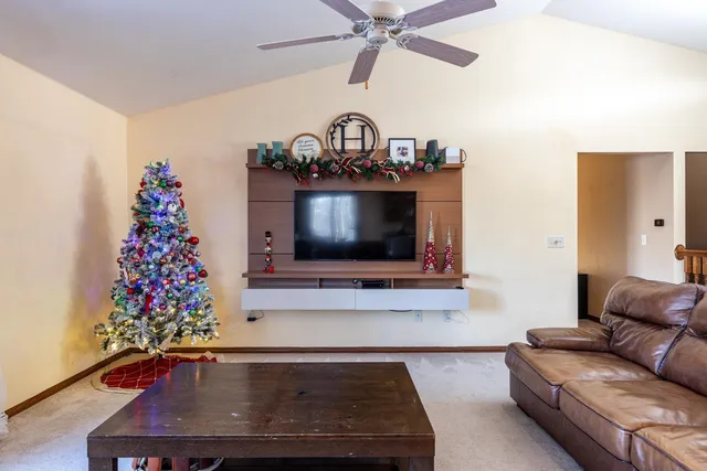 $407,000 | 421 Fawnwood Court, Wrightstown, WI 54180