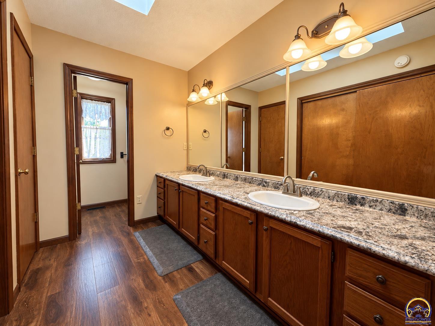 6221 Ridgeview Drive Ozawkie, KS 66070 - Photo 13 of 22 Gallery Image 13