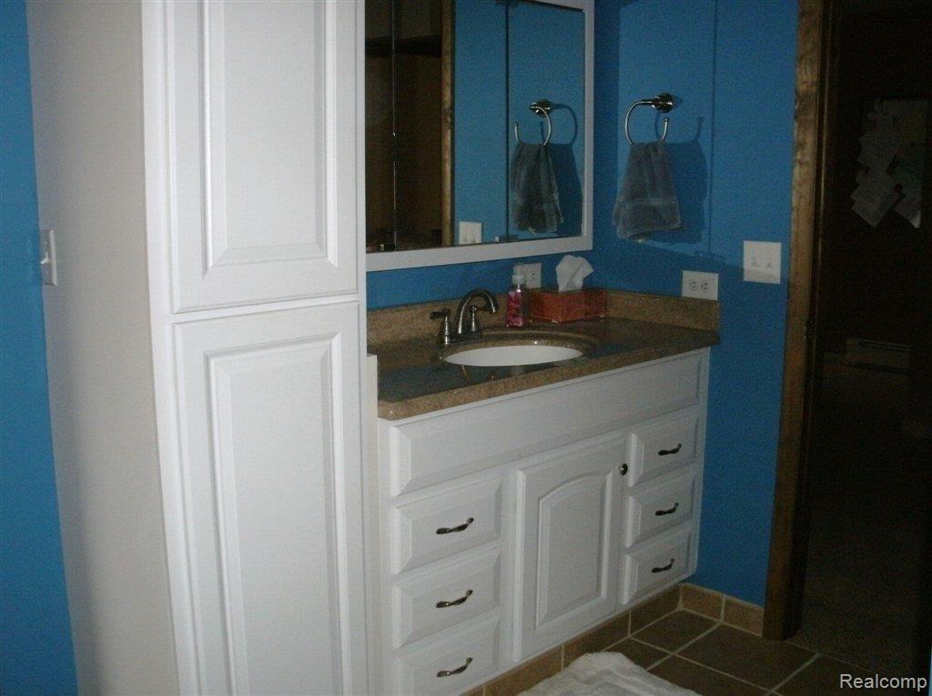 3265 Bruisee Road Caro, MI 48723 - Photo 11 of 23 3265 Bruuisee 012.JPG