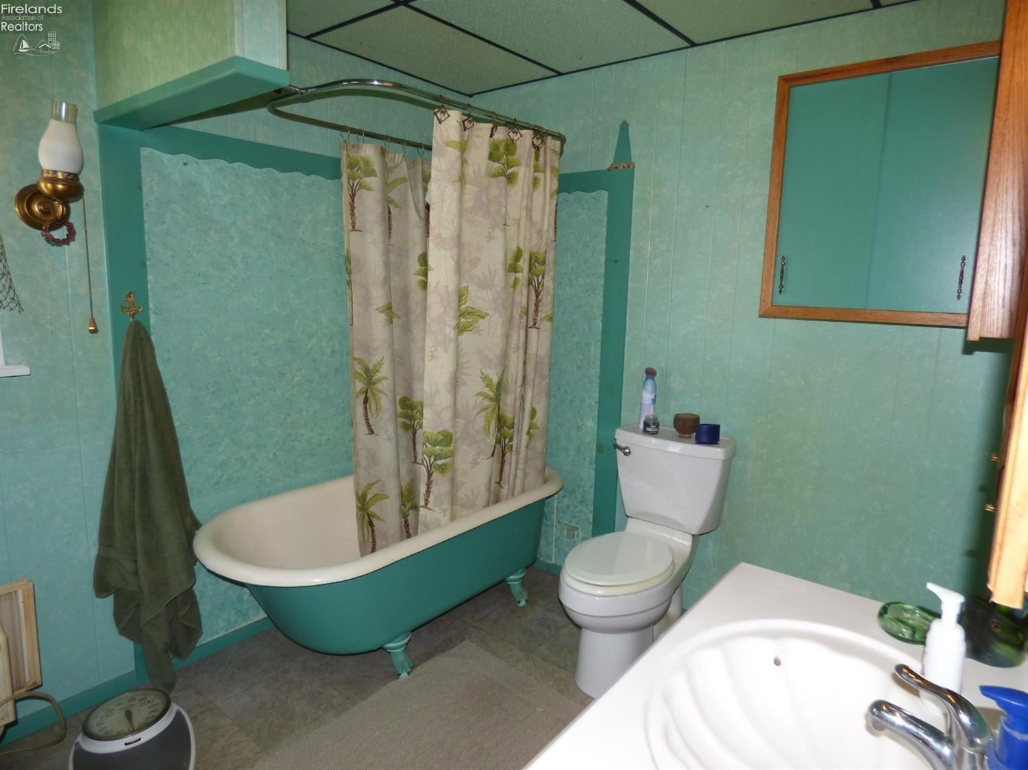 1470 Put-In-Bay Road Put In Bay, OH 43456 - Photo 16 of 39 Gallery Image 16