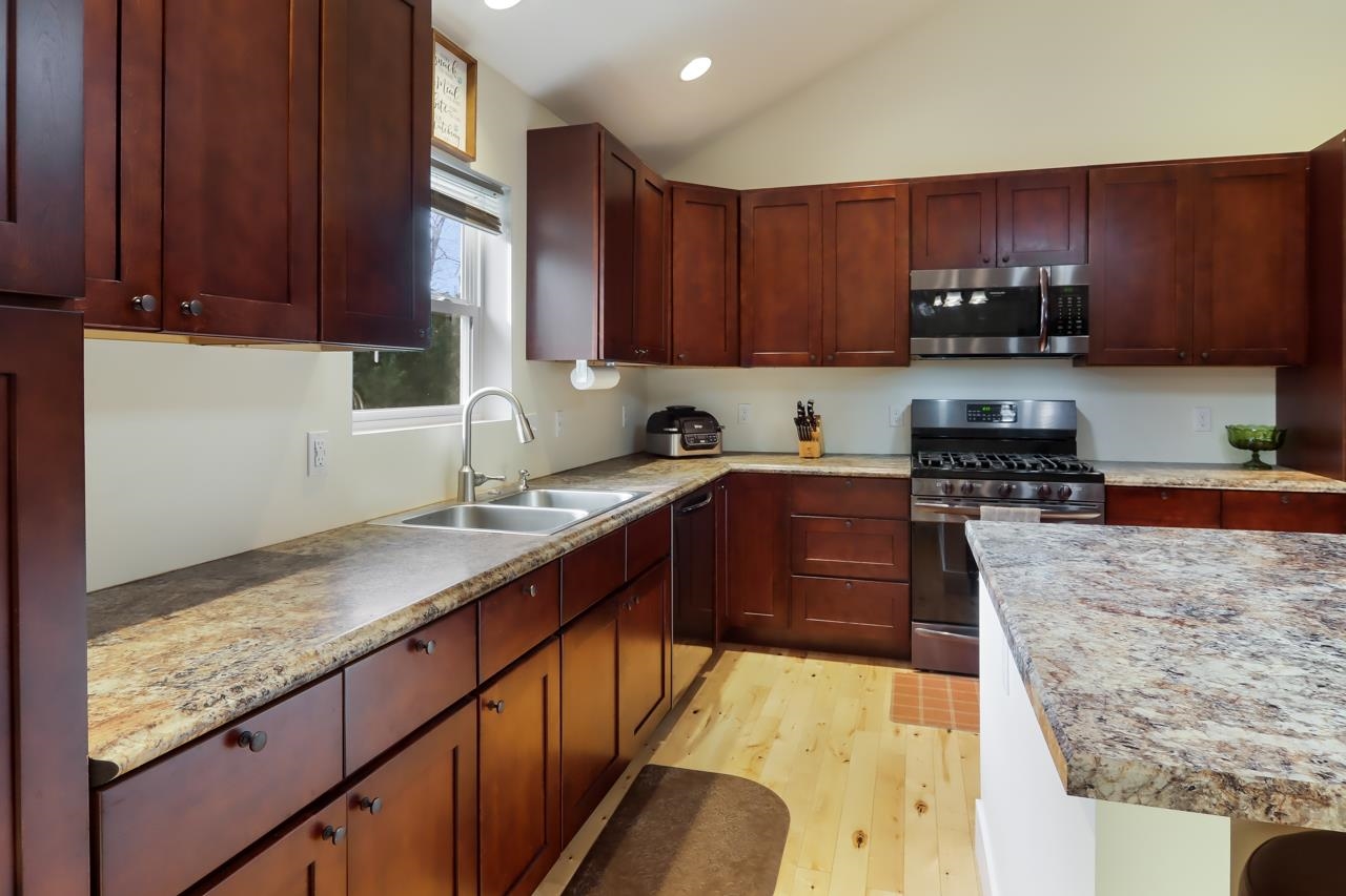 3425 North Reynolds Road Interlochen, MI 49643 - Photo 12 of 53