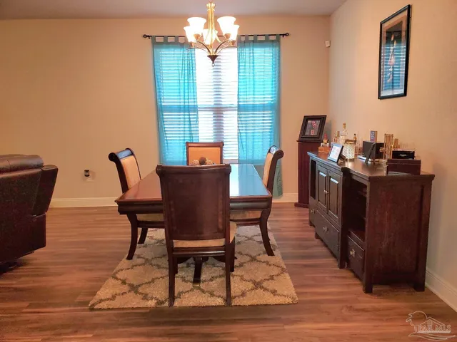 $2,150 | 820 Oak Alley, Pensacola, FL 32506