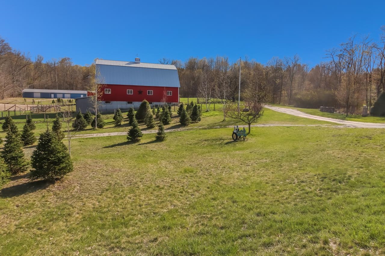3396 Casey Road Frankfort, MI 49635 - Photo 4 of 70