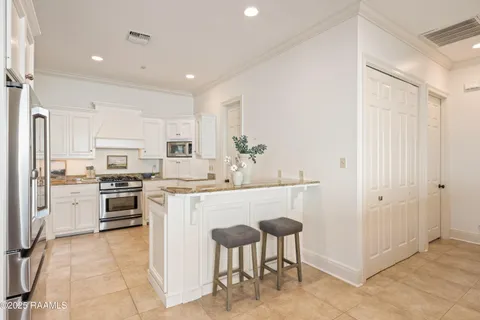 $675,000 | 618 Richland Avenue, Lafayette, LA 70508