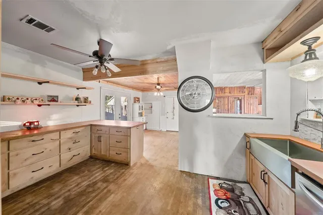 $225,000 | 2901 Cole Avenue, Waco, TX 76707