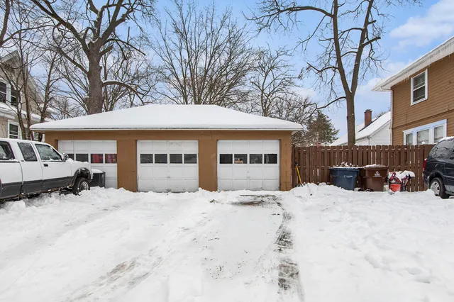 $179,900 | 715 2nd Street, Jackson, MI 49203