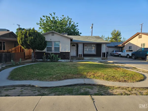 $285,000 | Undisclosed Address, Shafter, CA 93263
