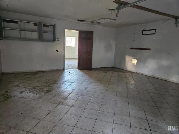 $285,000 | Undisclosed Address, Shafter, CA 93263