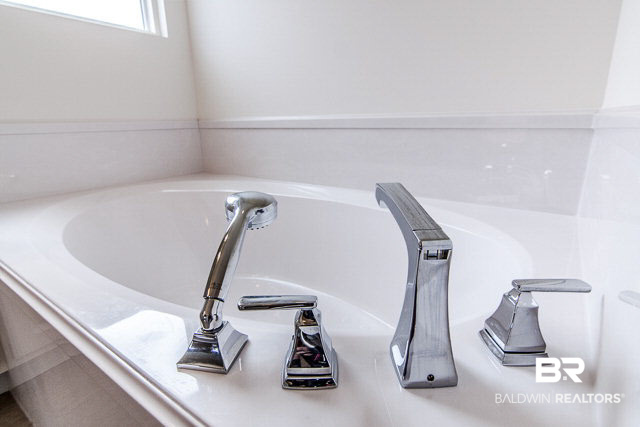 208 Divot Loop Fairhope, AL 36532 - Photo 20 of 32 Master Bathroom 3