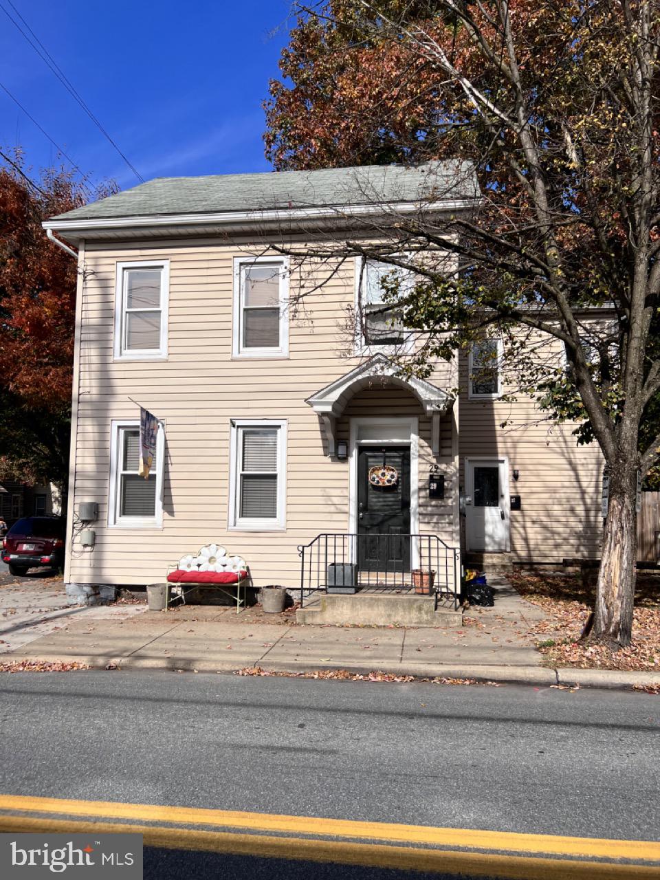 27 West Orange Street Lititz, PA 17543 - Photo 3 of 33