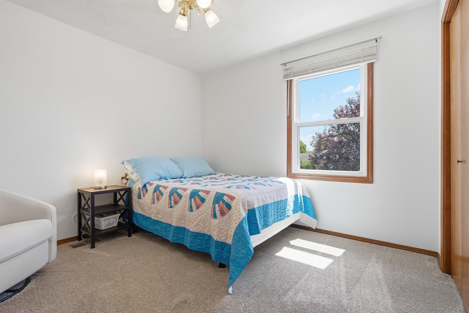 2813 Rocksbury Drive Bloomington, IL 61705 - Photo 18 of 39