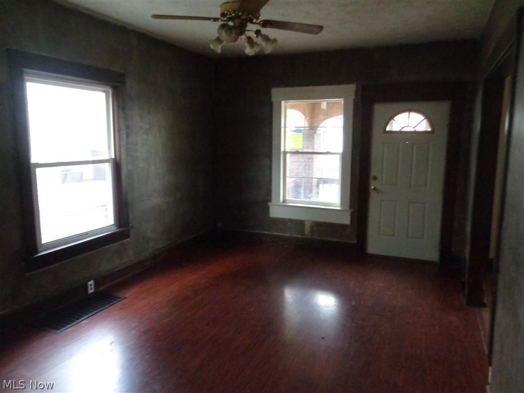 619 Columbus Avenue Northwest Canton, OH 44708 - Photo 7 of 12