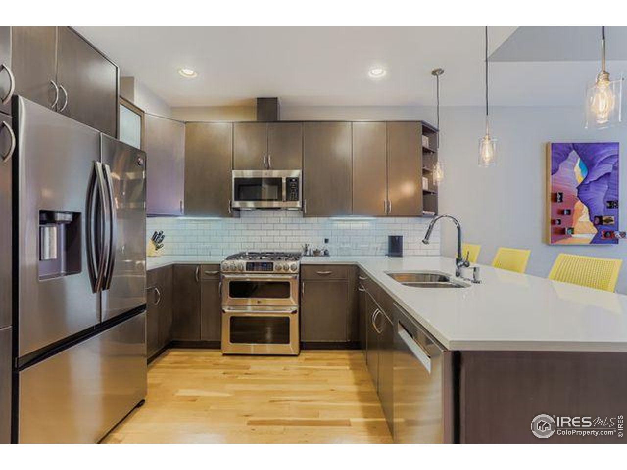 5318 5th Street, Unit D Boulder, CO 80304 - Photo 7 of 28 Gourmet kitchen with new refrigerator and dishwasher