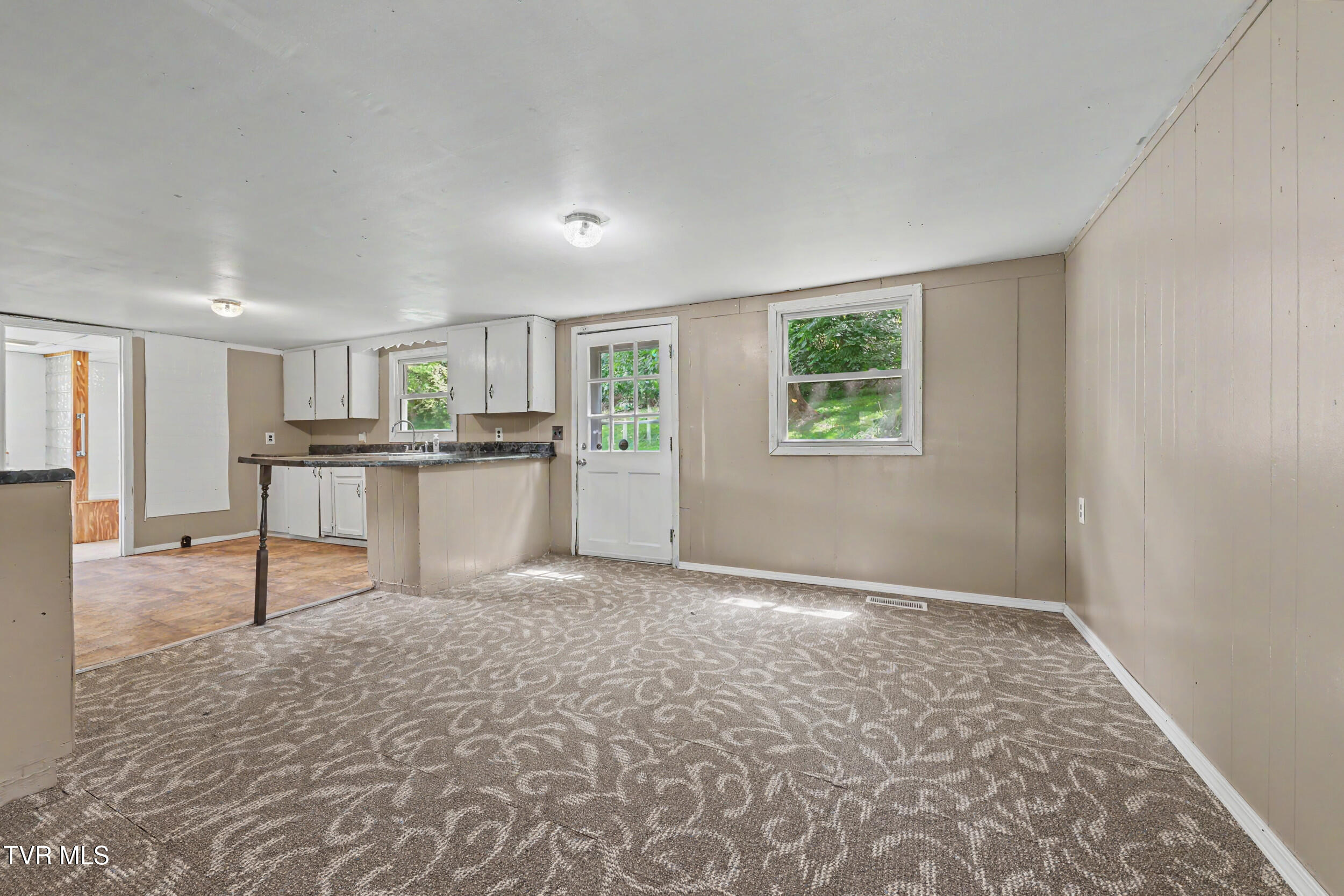 380 Mulberry Road Greeneville, TN 37745 - Photo 19 of 42 14_img_0215