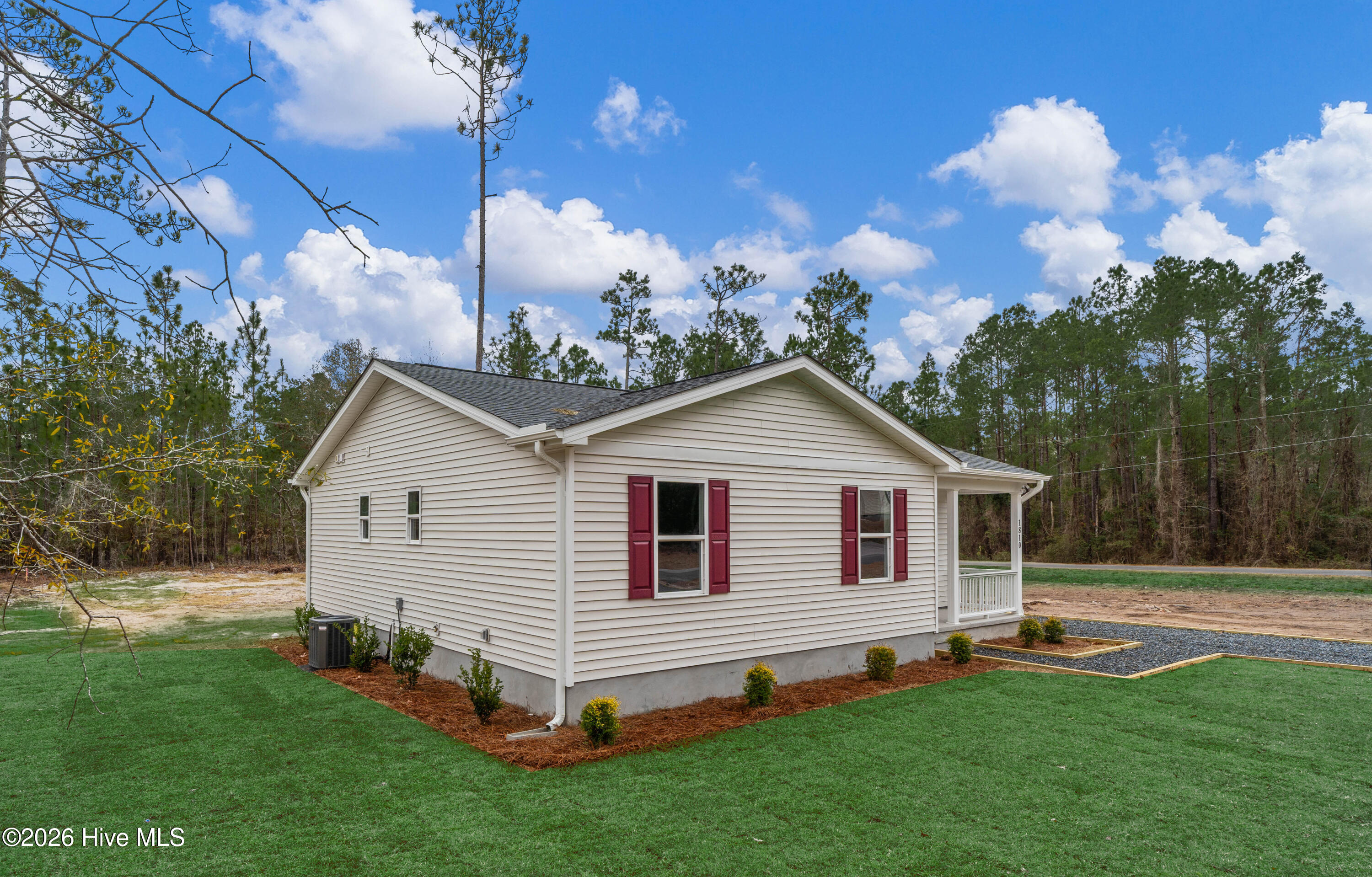1810 Raeford Road Southport, NC 28461 - Photo 4 of 30 A7300007