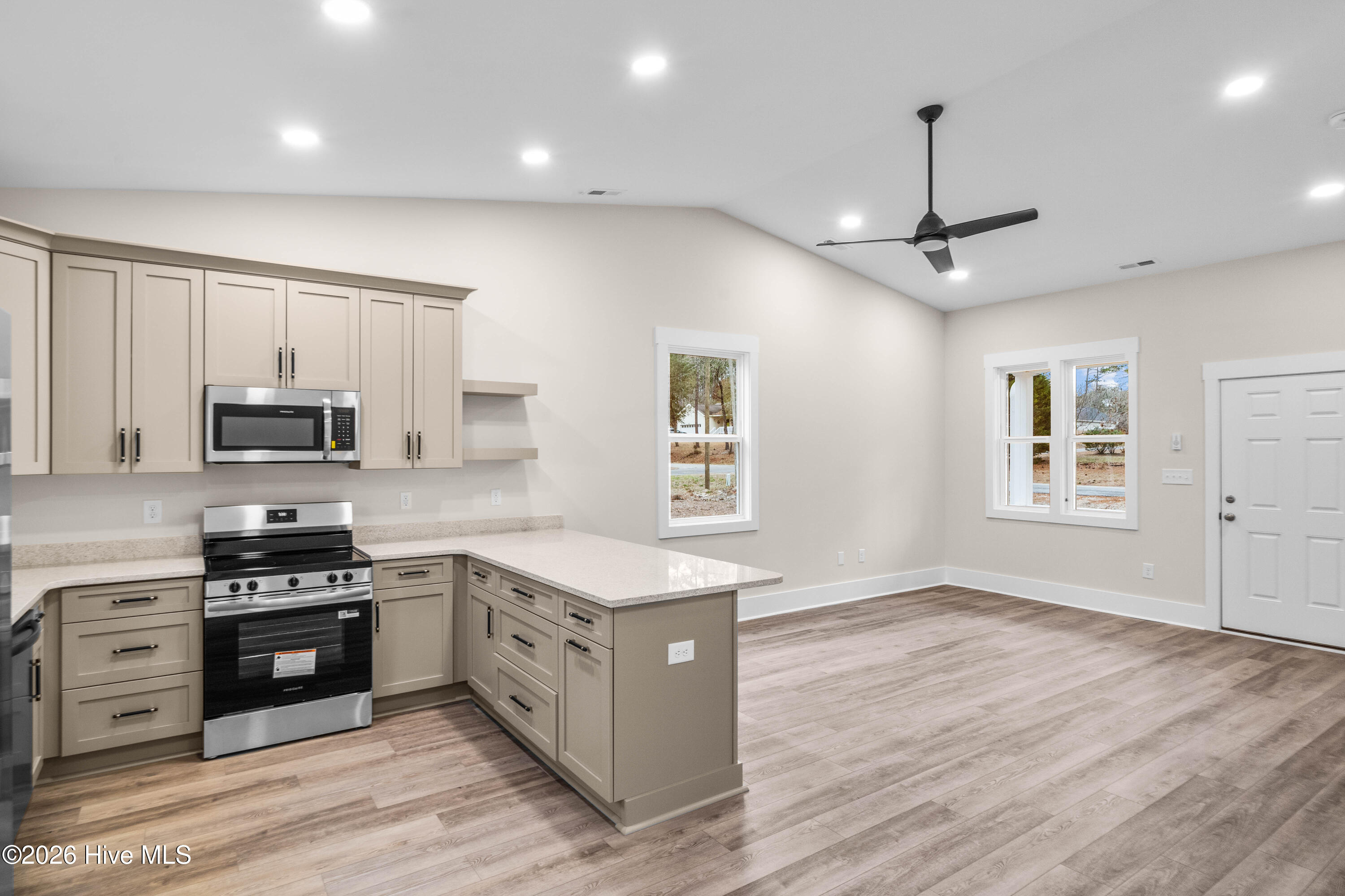 1810 Raeford Road Southport, NC 28461 - Photo 6 of 30 A7300106