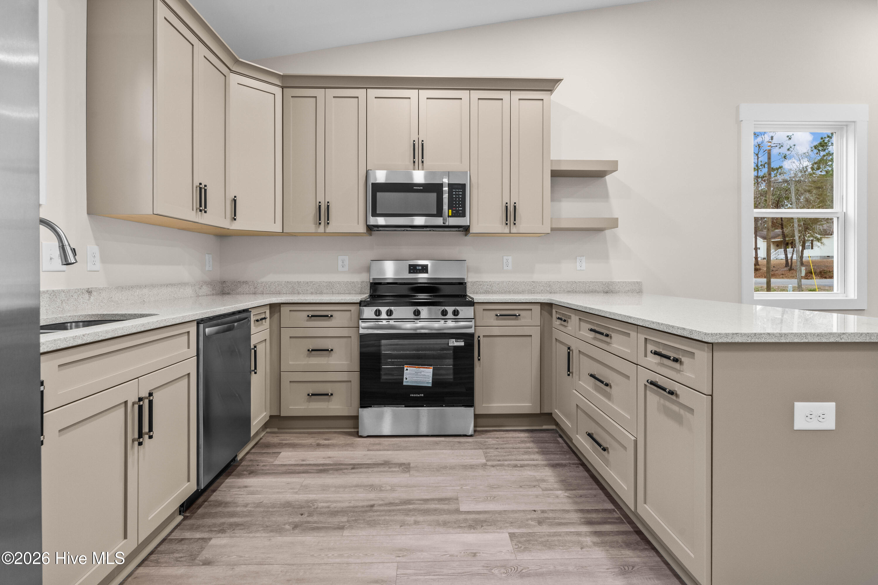 1810 Raeford Road Southport, NC 28461 - Photo 8 of 30 A7300103