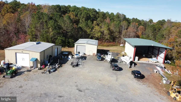 $700,000 | 1740 Irvington Road, Weems, VA 22576