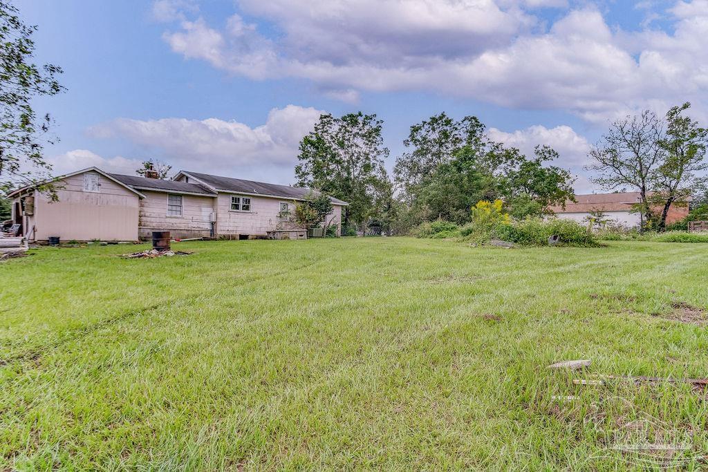 276 Williams Ditch Road Cantonment, FL 32533 - Photo 9 of 50