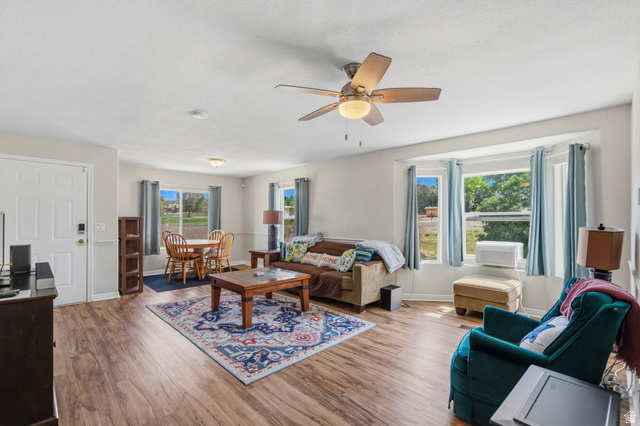 566 South Main Street Lyman, UT 84749 - Photo 5 of 43