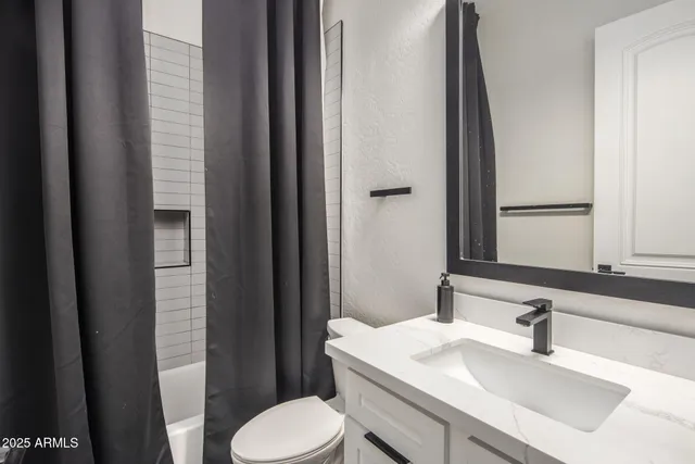 $1,999,000 | 29119 North 71st Place, Scottsdale, AZ 85266