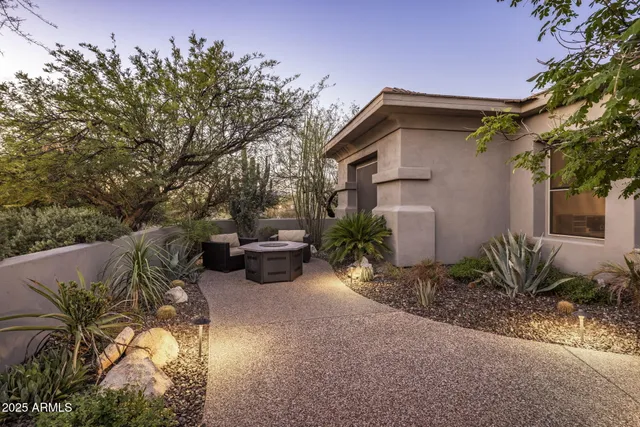 $1,999,000 | 29119 North 71st Place, Scottsdale, AZ 85266