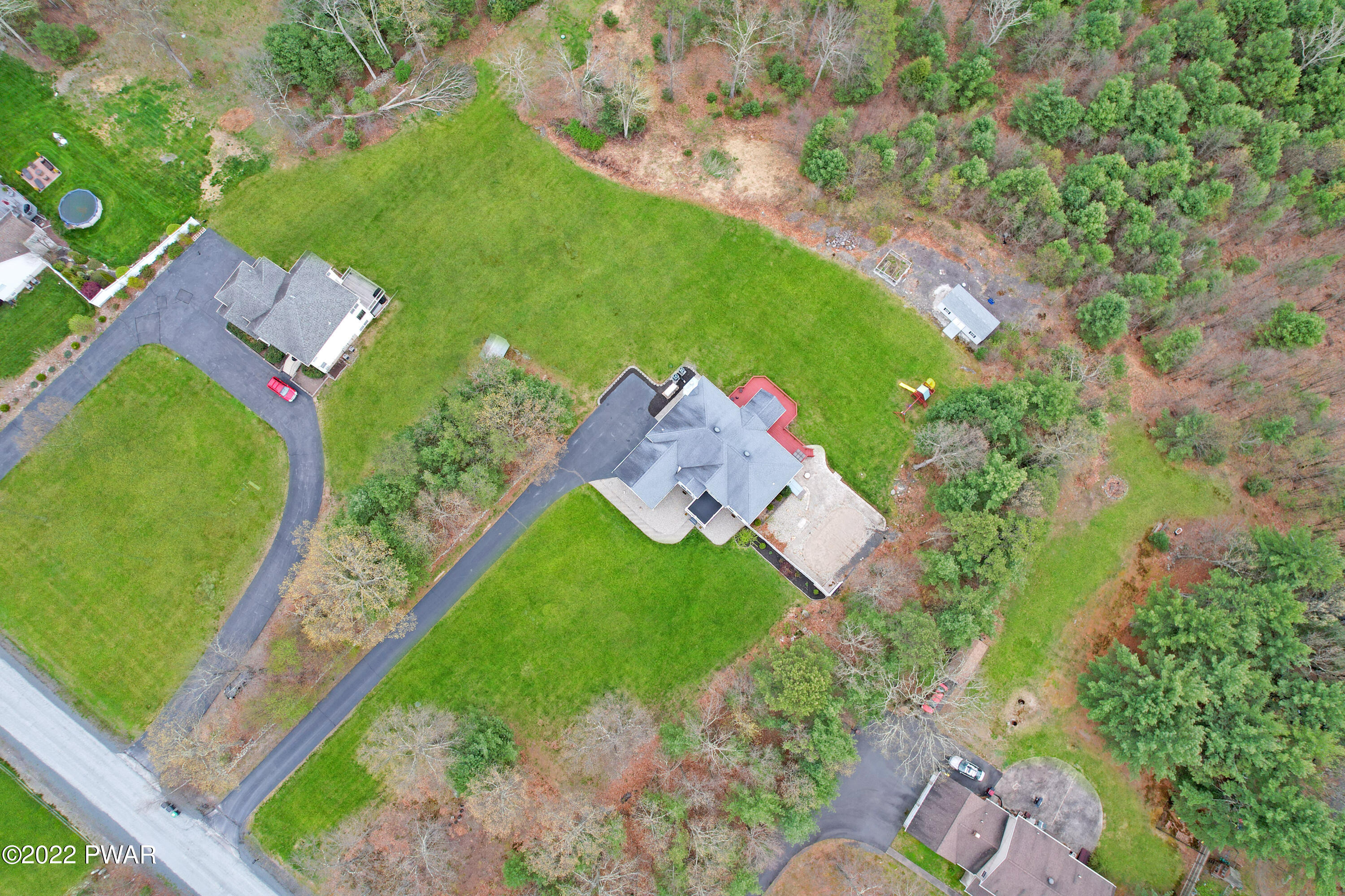 105 Stone Ridge Road Dingmans Ferry, PA 18328 - Photo 18 of 89 Photo_1080295531_DJI_107_jpg_10019550_0_