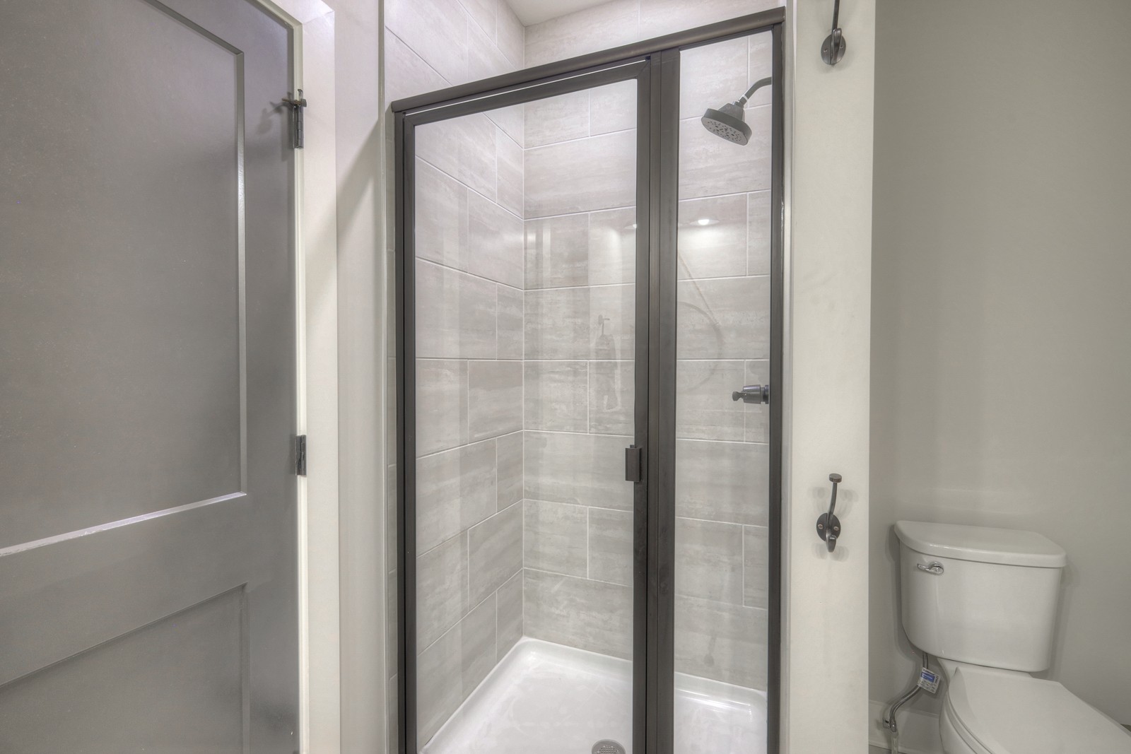 6929 Cross Keys Road College Grove, TN 37046 - Photo 33 of 72 a bathroom with a shower and a toilet