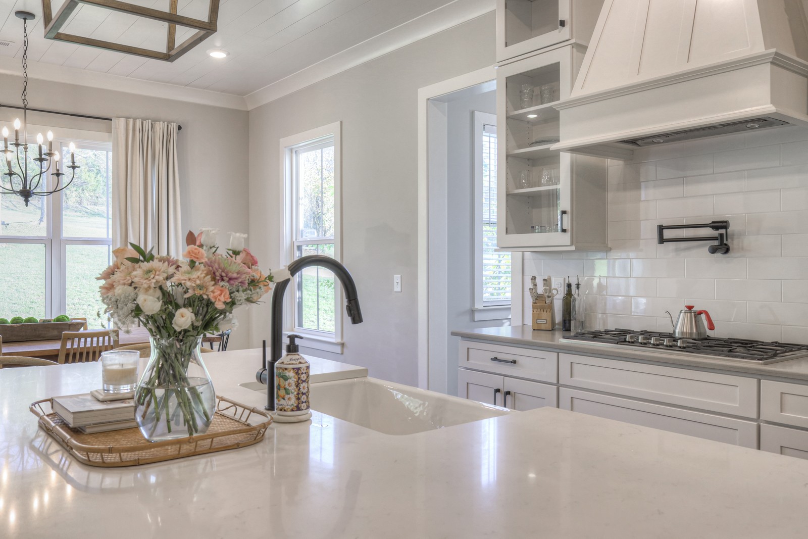 6929 Cross Keys Road College Grove, TN 37046 - Photo 8 of 72 a vase of flowers sitting on a table