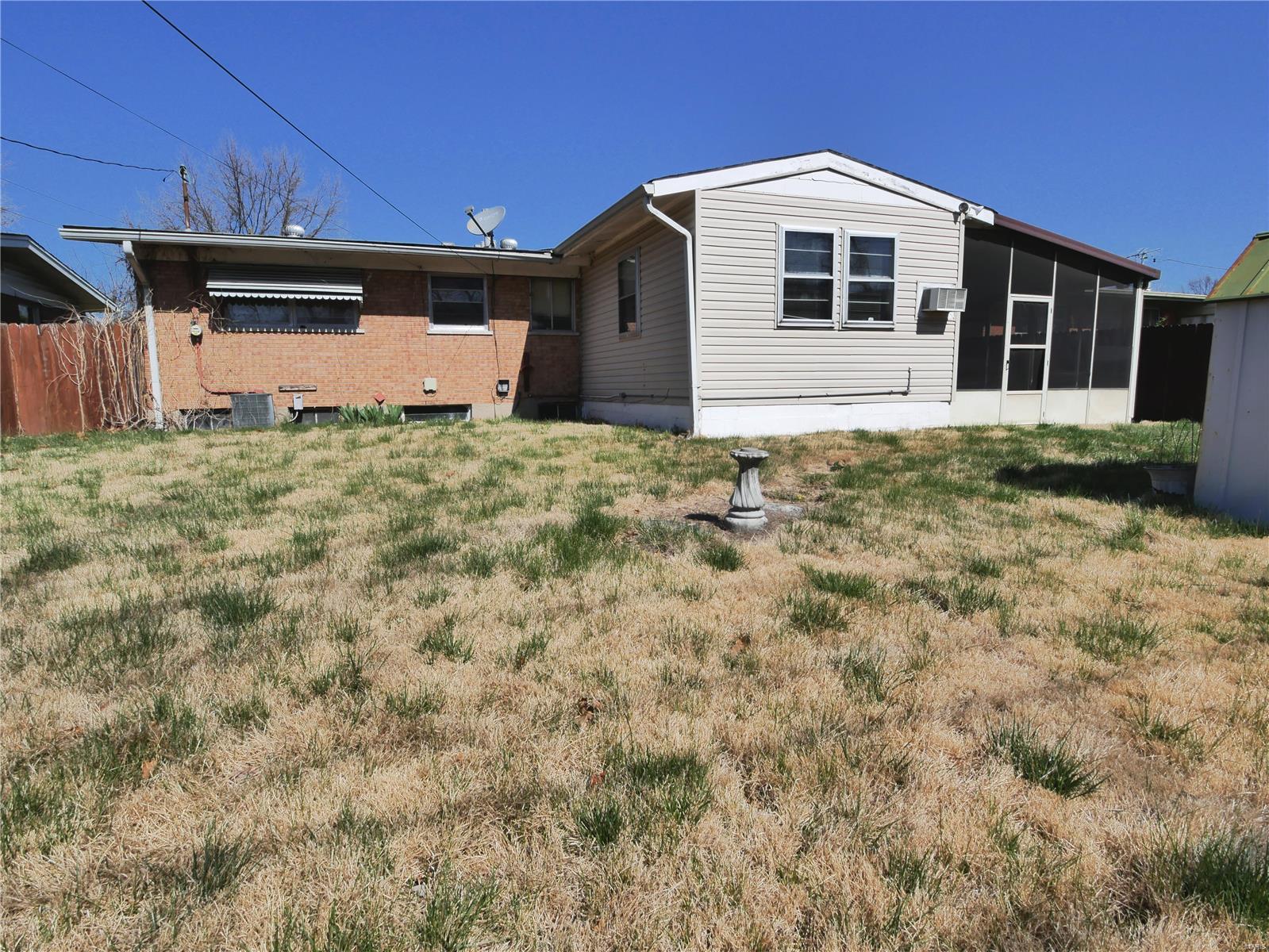 1514 Nesbit Drive St. Louis, MO 63136 - Photo 11 of 23