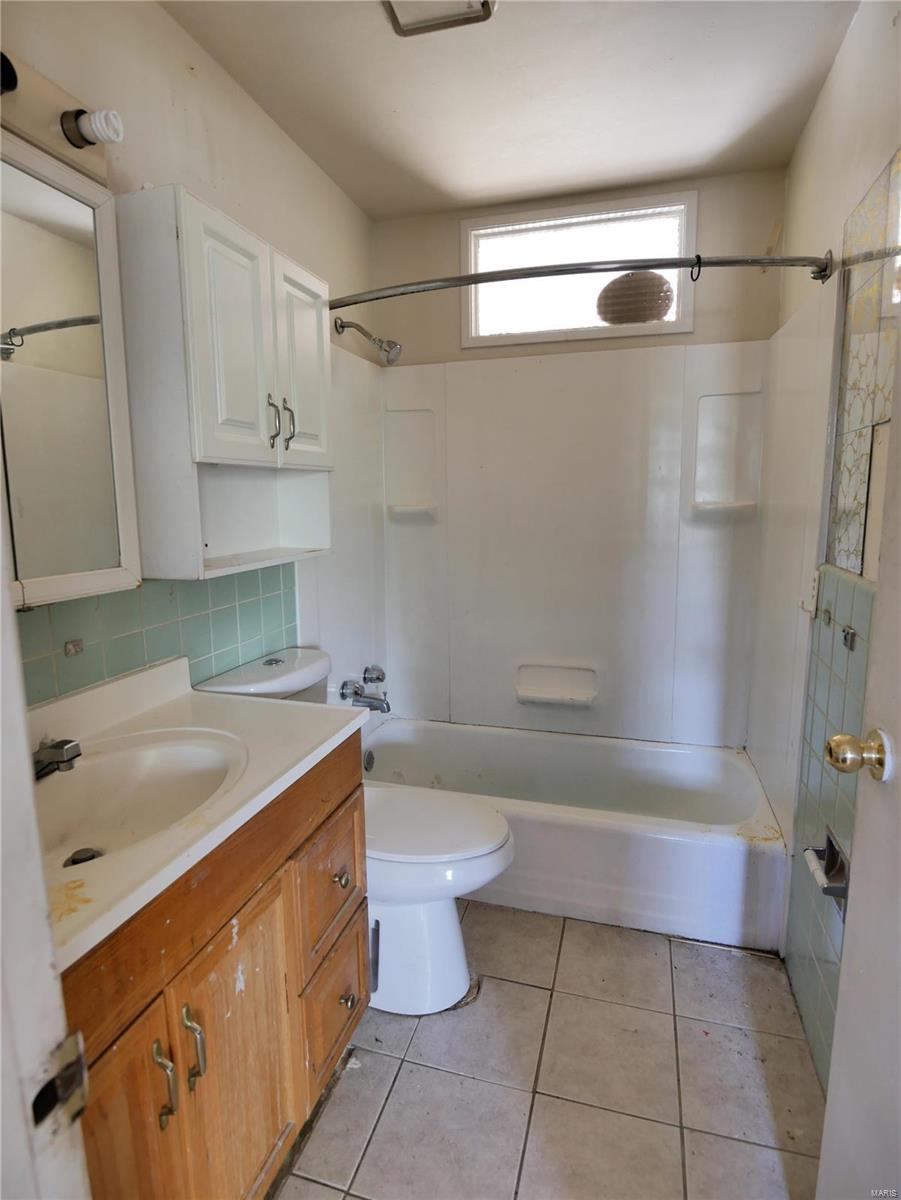 1514 Nesbit Drive St. Louis, MO 63136 - Photo 6 of 23