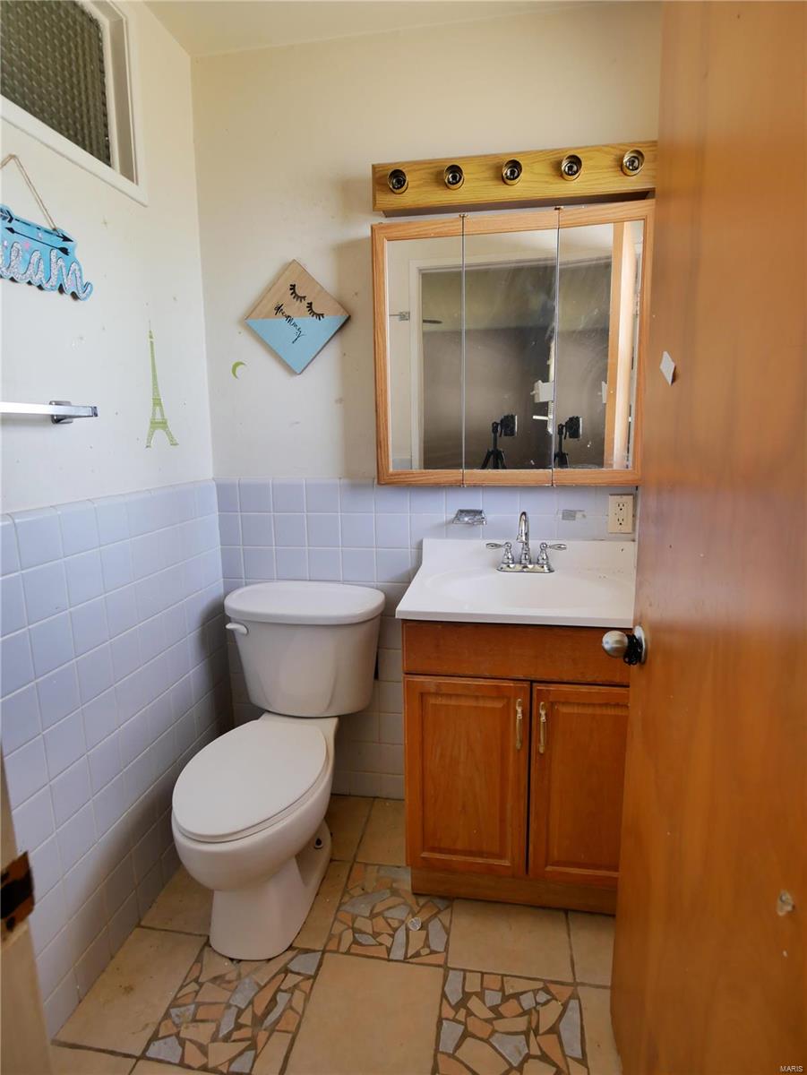 1514 Nesbit Drive St. Louis, MO 63136 - Photo 7 of 23