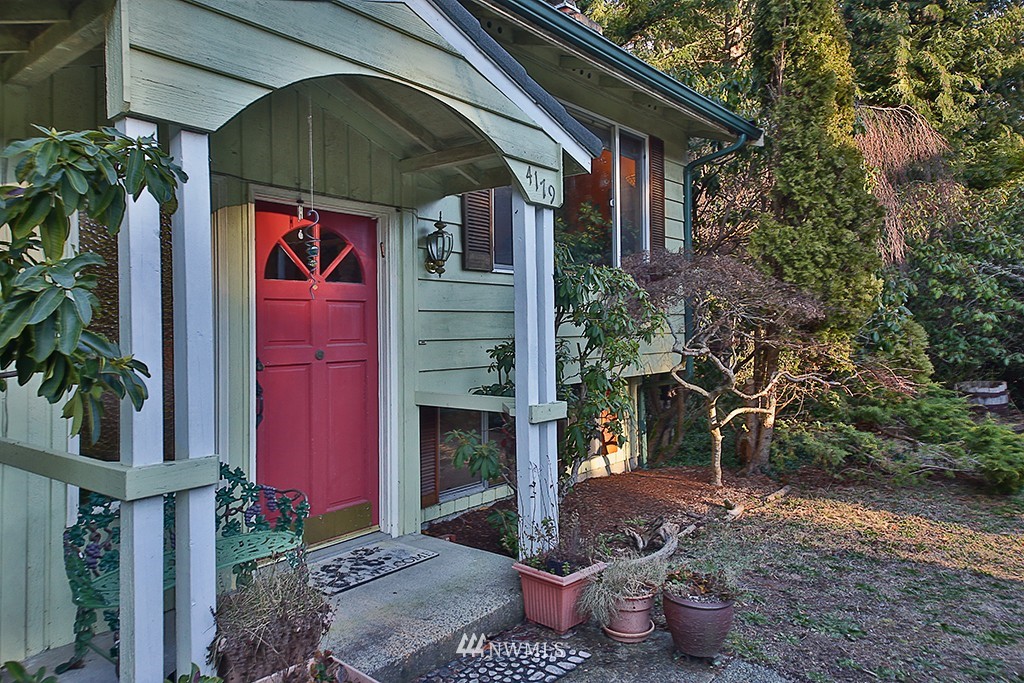 4179 Timberline Road Clinton, WA 98236 - Photo 1 of 25 Gallery Image 1