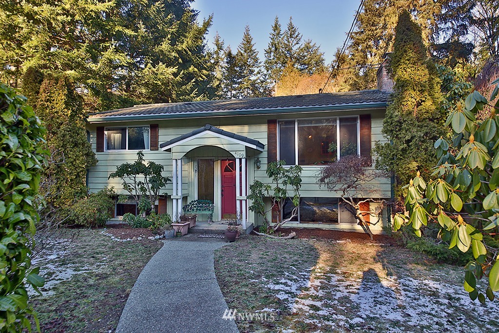4179 Timberline Road Clinton, WA 98236 - Photo 2 of 25 Gallery Image 2