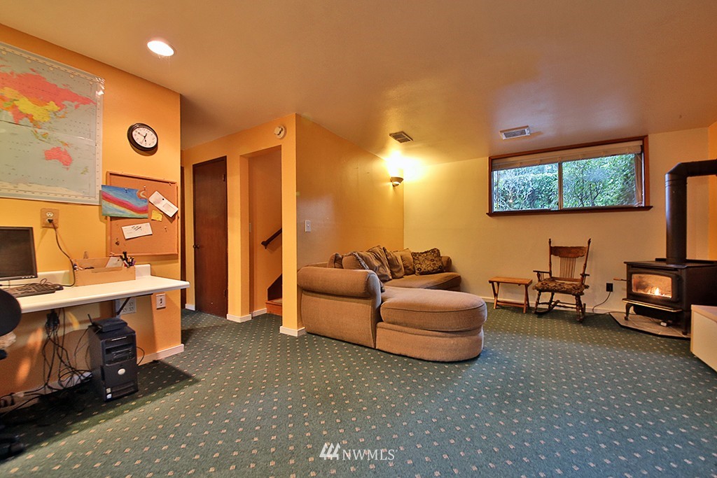 4179 Timberline Road Clinton, WA 98236 - Photo 15 of 25 Gallery Image 15