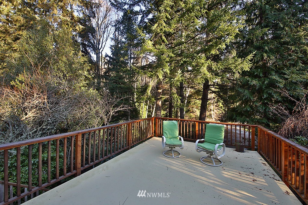 4179 Timberline Road Clinton, WA 98236 - Photo 8 of 25 Gallery Image 8