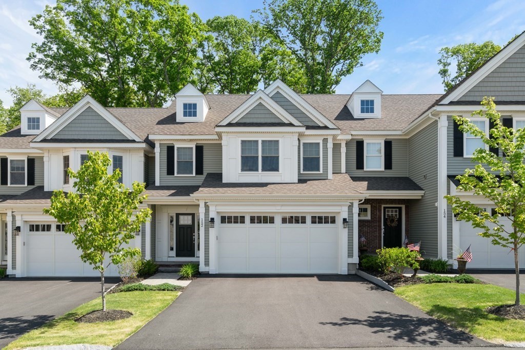 152 Brookview Road, Unit 152 Franklin, MA 02038 - Photo 2 of 41 Gallery Image 2